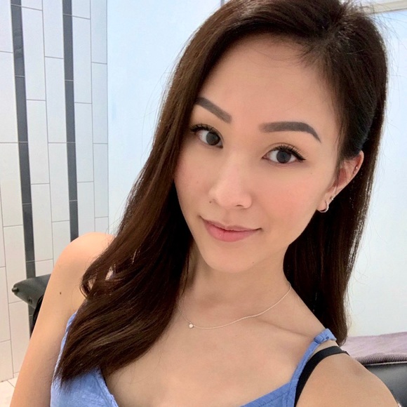 Meet your Posher, Kim - Picture 1 of 1